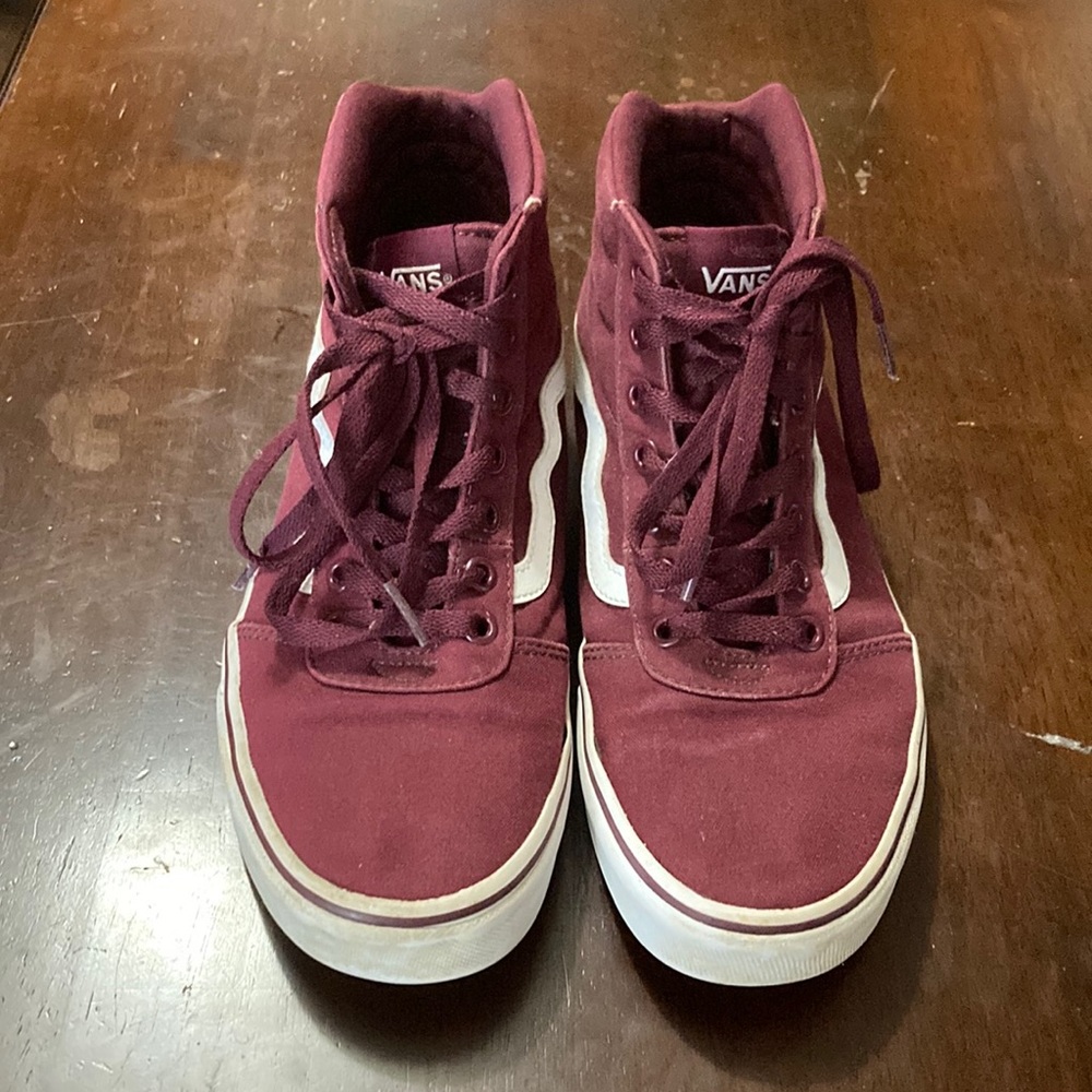 Magenta vans
